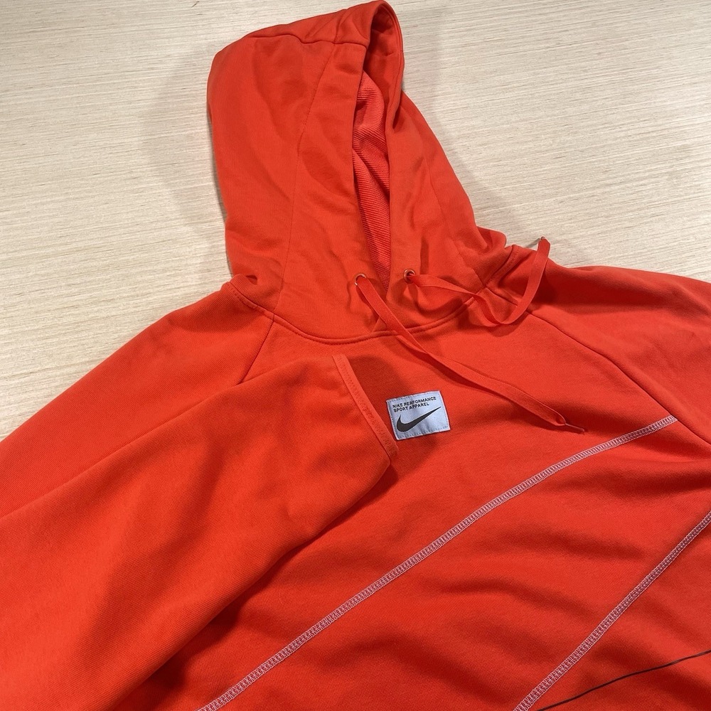 Nike Dri-FIT Performance Sport Apparel Hoodie Pullover Orange‎ Mens Medium